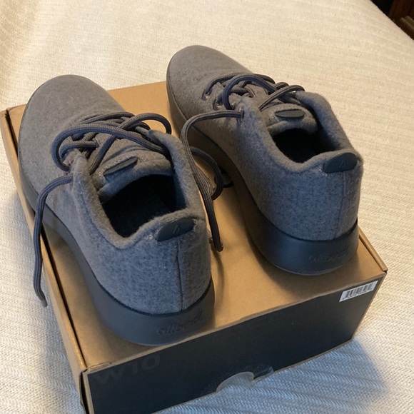 allbirds Shoes - NIB Allbirds womens size 10 runner shoes New Condition